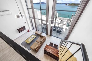 Basic Room, 2 Bedrooms (102) - Yeosu Andante Pension (Yeosu)