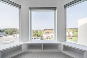 1 개의 침실, 무료 WiFi