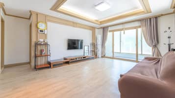 Basic Room, 1 Bedroom (Maehwa)