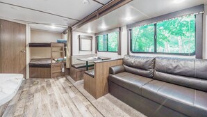 Basic Room, 1 Bedroom (7beon (30FT daehyeong)) | 1 bedroom, WiFi (free) - Hongcheon Vivaldicampingpark Caravan (Hongcheon)