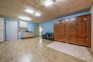 Basic-rum - 5 sovrum (Dancheroom4) | Gratis wi-fi