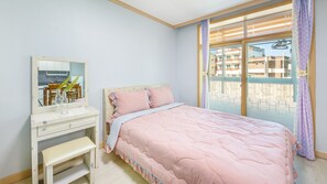 Basic Room, 1 Bedroom (106) | 1 bedroom, free WiFi - Goseong Gamnamu Pension (Goseong)