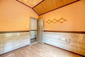 Habitació bàsica, 1 dormitori (Gajokroom) | 1 dormitori i wifi gratuïta