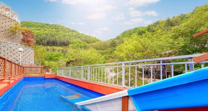 Gapyeong Calbongsan Pension