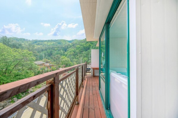 Room - Gapyeong Calbongsan Pension (Gapyeong)