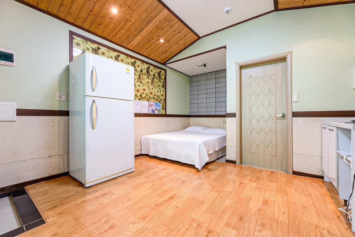 1 bedroom, free WiFi