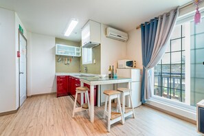 Basic Room, 1 Bedroom (204) | 1 bedroom, free WiFi - Gangnueng Gadunji Pension (Gangneung)