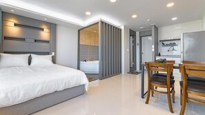 1 bedroom, free WiFi - Gangneung Badauibyeol Pension (Gangneung)