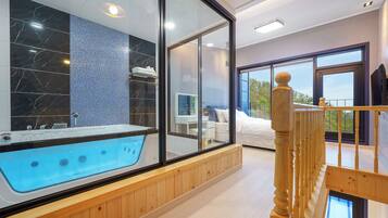 ๋ฒ ์ด์ง๋ฃธ, ์นจ์ค 1๊ฐ (poolvilla2) | 1 ๊ฐ์ ์นจ์ค, ๋ฌด๋ฃ WiFi