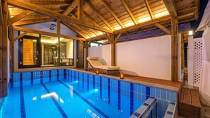 Basic Room, 1 Bedroom (poolvilla1) | 1 bedroom, free WiFi - Namhae Palace1470 Pension (Namhae)