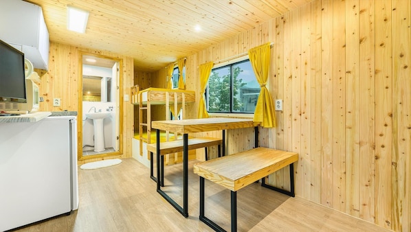 1 bedroom, free WiFi