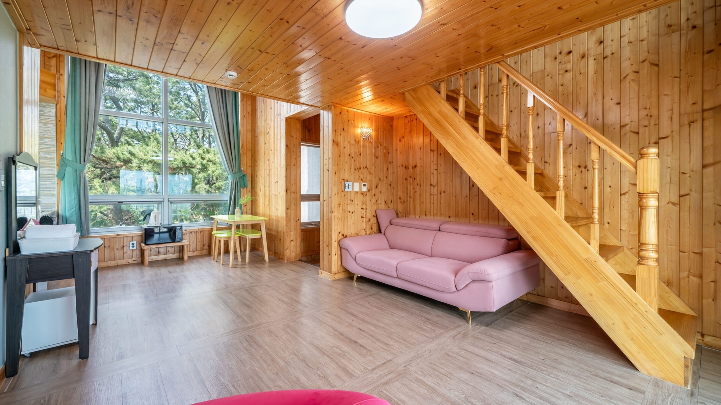 Quarto básico, 1 quarto (Sole 301 (All-Season BBQ, 2 Beds)) | 1 quarto, Wi-Fi de cortesia