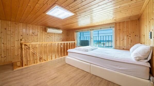 Basic Room, 1 Bedroom (Sole 301(BBQ)) | 1 bedroom, free WiFi