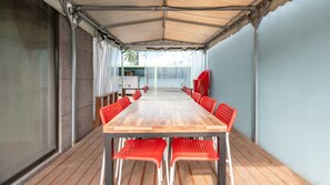 Basic-Zimmer, 1 Schlafzimmer (Sole Sea (Group, Karaoke, BBQ)) | 1 Schlafzimmer, kostenloses WLAN