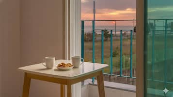 Basic Room, 1 Bedroom (Sole202) | 1 bedroom, free WiFi