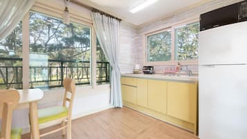 Basic Room, 1 Bedroom (Sole203) | 1 bedroom, free WiFi