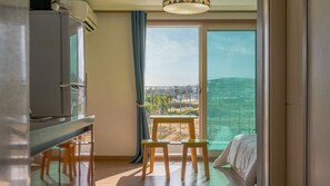 Basic Room, 1 Bedroom (Sole 102(BBQ)) | 1 bedroom, free WiFi - Gyeongju Gamposole Pension (Gyeongju)