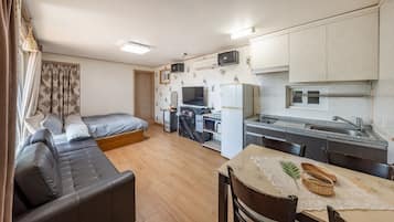 1 bedroom, free WiFi