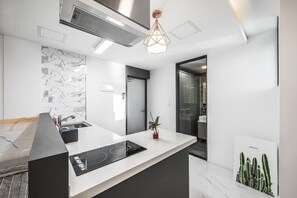 1 bedroom, free WiFi - Yeosu Naegamumun Pension (Yeosu)
