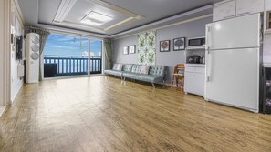 1 bedroom, free WiFi - Ganghwa Badatgashimteo Pension (Incheon)