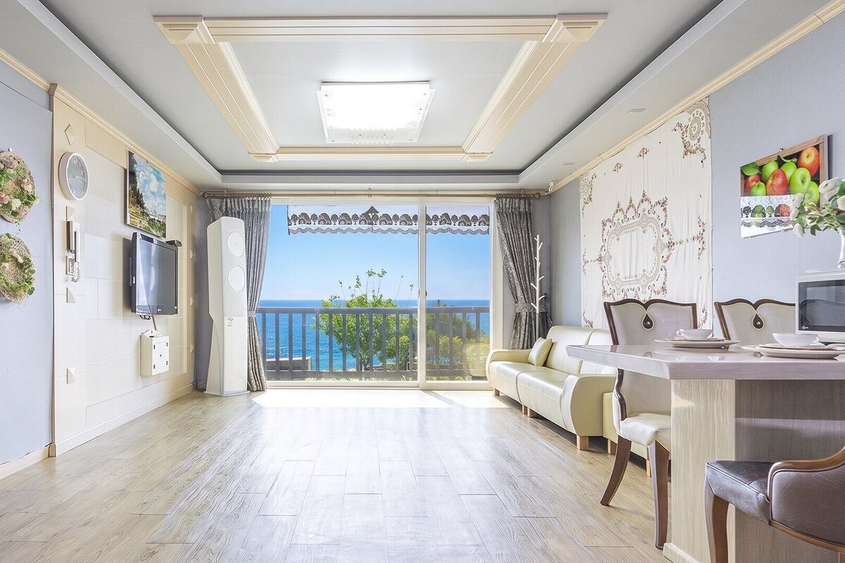 Basic Room, 1 Bedroom (Familly Middle) | 1 bedroom, WiFi (free)