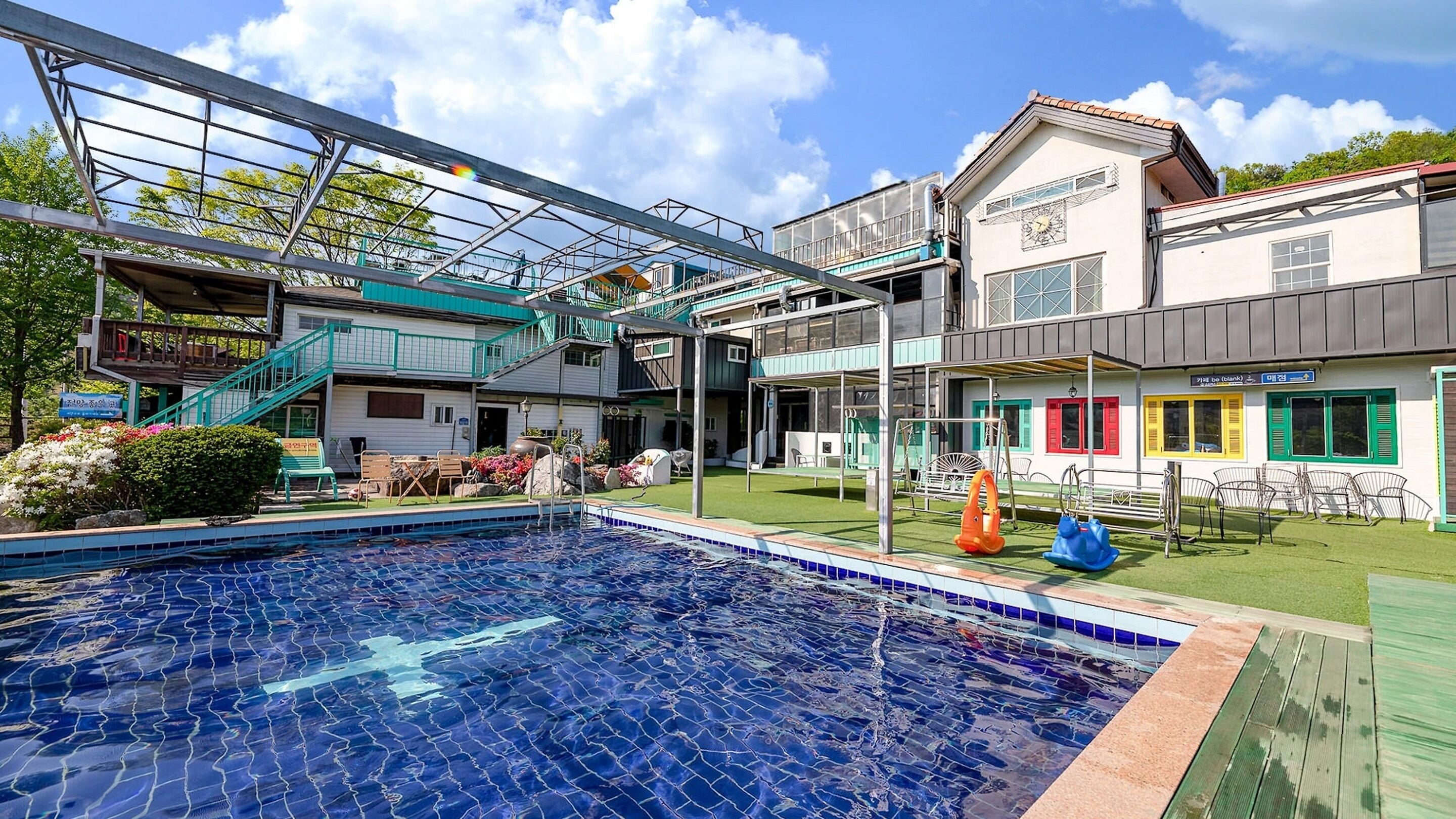 Basic-rum - 2 sovrum (Napoli(Private Villa)) | 1 sovrum och gratis wi-fi