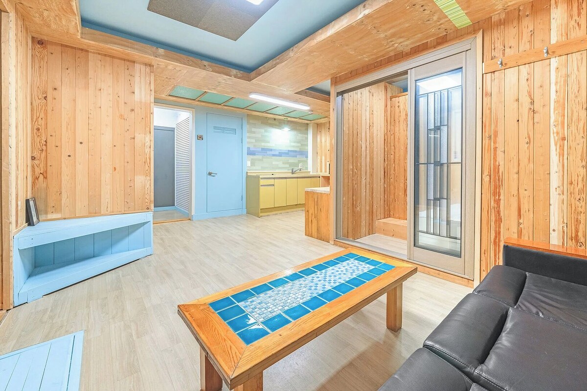 Habitación básica, 2 habitaciones (Praha) | 1 habitación y wifi gratis 