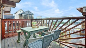 Basic Room, 1 Bedroom (203Lavender) | 1 bedroom, free WiFi - Gyeongju Dahwyang Pension (Gyeongju)