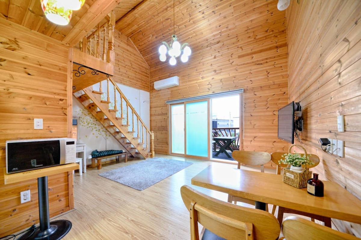 Basic Room, 1 Bedroom (201Pepermint) | Exterior