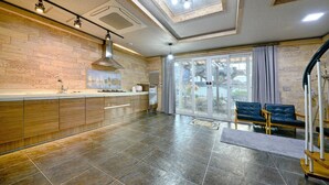 Basic Room, 1 Bedroom (101Dahyang) | 1 bedroom, free WiFi - Gyeongju Dahwyang Pension (Gyeongju)
