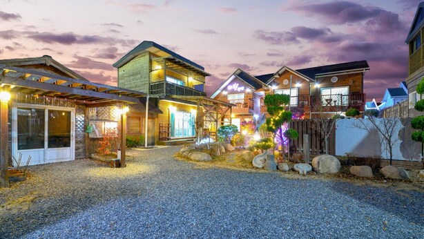Exterior - Gyeongju Dahwyang Pension (Gyeongju)