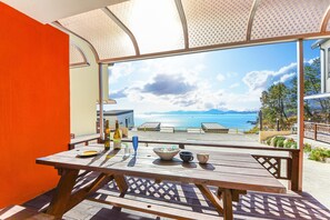 Room - Namhae Modern Spa Pension (Namhae)