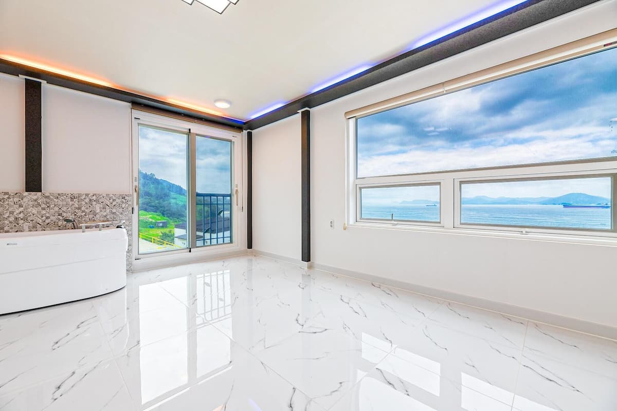 Basic Room, 1 Bedroom (Berline(Spa)) | Exterior