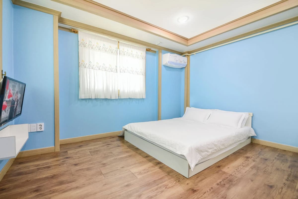 Basic Room, 1 Bedroom (Bongsunhwa) | 1 bedroom, free WiFi