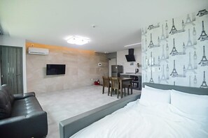 Room - Geoje Wahyunbeach Pension (Geoje)