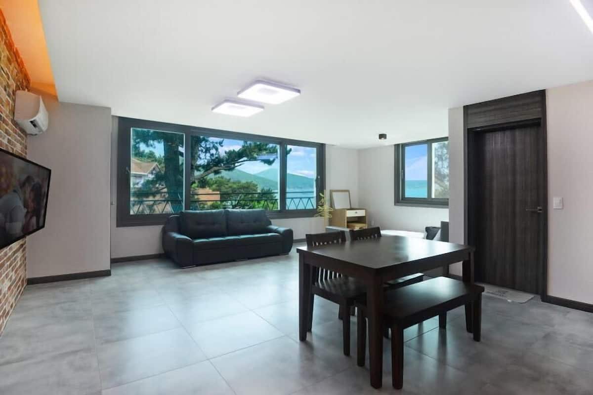 Basic Room, 1 Bedroom (202) | Exterior