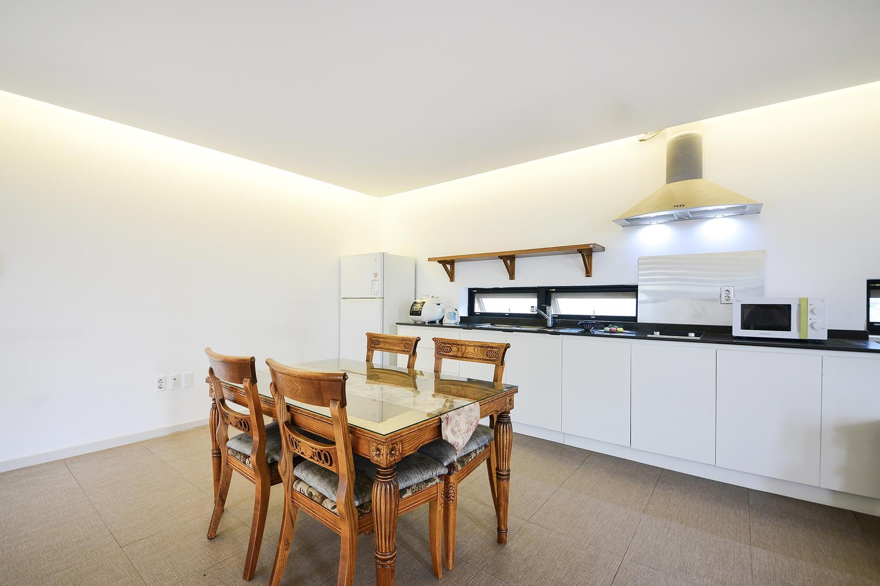 Basic Room, 1 Bedroom (Shrek (Entire House / Shared BBQ)) | 1 bedroom, WiFi (free)
