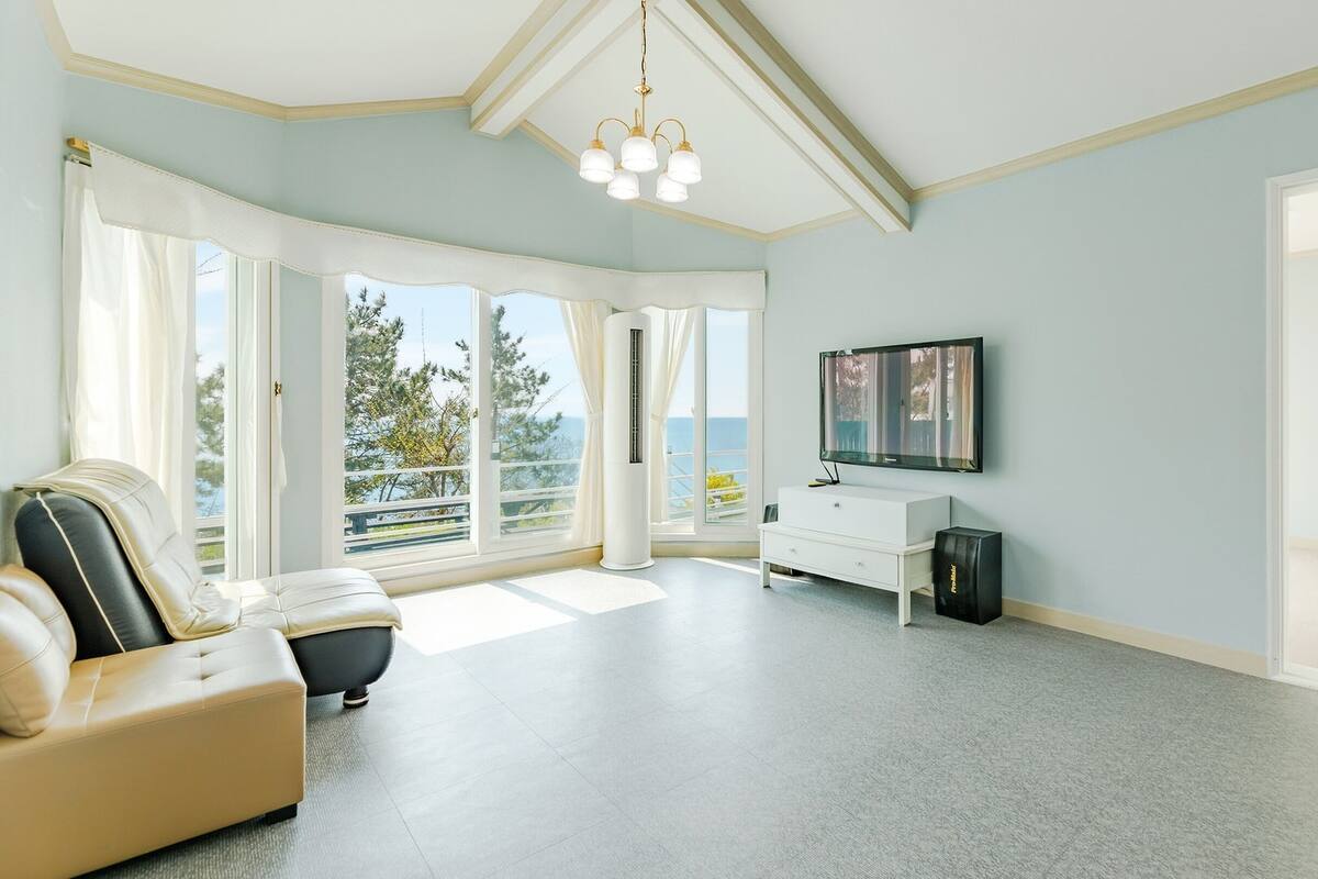 Basic Room, 2 Bedrooms (Beakdusan) | Exterior