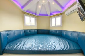 Basic-Zimmer, 2 Schlafzimmer (Tropical(Pool)) | 1 Schlafzimmer, kostenloses WLAN