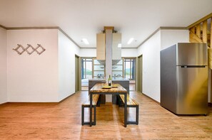Basic Room, 3 Bedrooms (Dalnim301(No pets allowed))