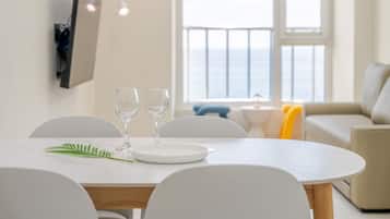 Basic Room, 1 Bedroom (Room 402) | 1 bedroom, free WiFi