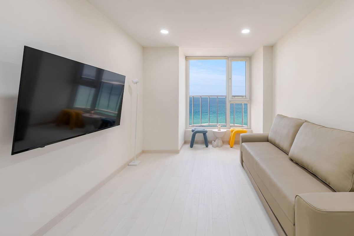 Basic Room, 1 Bedroom (Room 402)