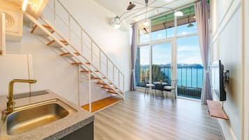 Basic Room, 1 Bedroom (A201) | 1 bedroom, free WiFi
