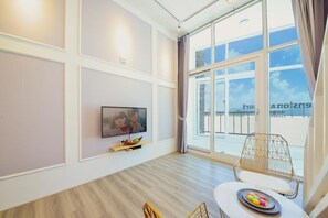 Basic Room, 1 Bedroom (B202) - Yeosu Jplus A Pension (Yeosu)