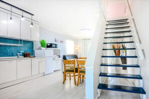 Basic Room, 2 Bedrooms (C-Geumgaeguk ( F2 )) | 1 bedroom, free WiFi - Yangyang Water Sol Valley Pension (Yangyang)