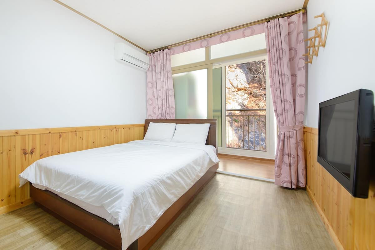 1 bedroom, free WiFi