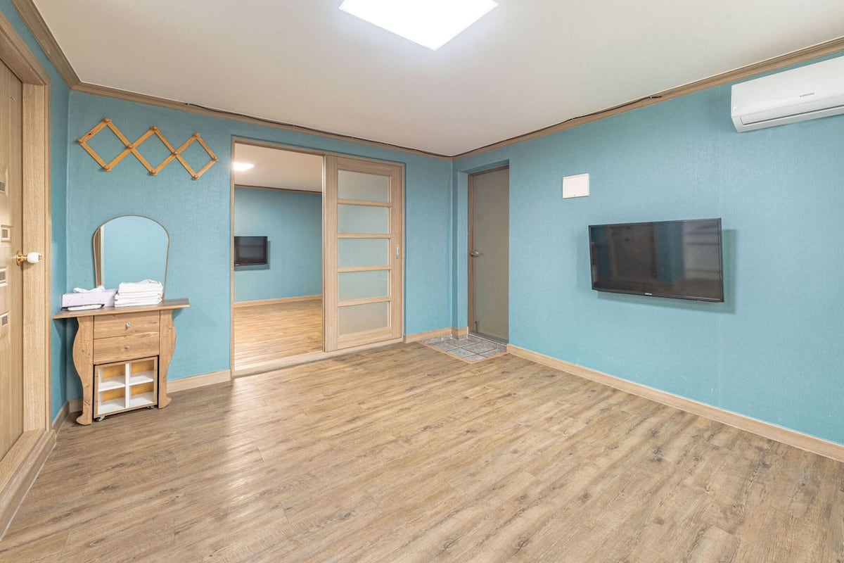 Chambre, 2 chambres (206) | 1 chambre, Wi-Fi gratuit