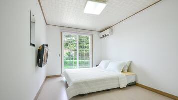 Basic Room, 1 Bedroom (B-Misar) | 1 bedroom, free WiFi