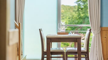 Habitación básica, 1 habitación (A202) | 1 dormitorio y wifi gratis
