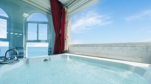 Basic Room, 1 Bedroom (304 Mahogany)